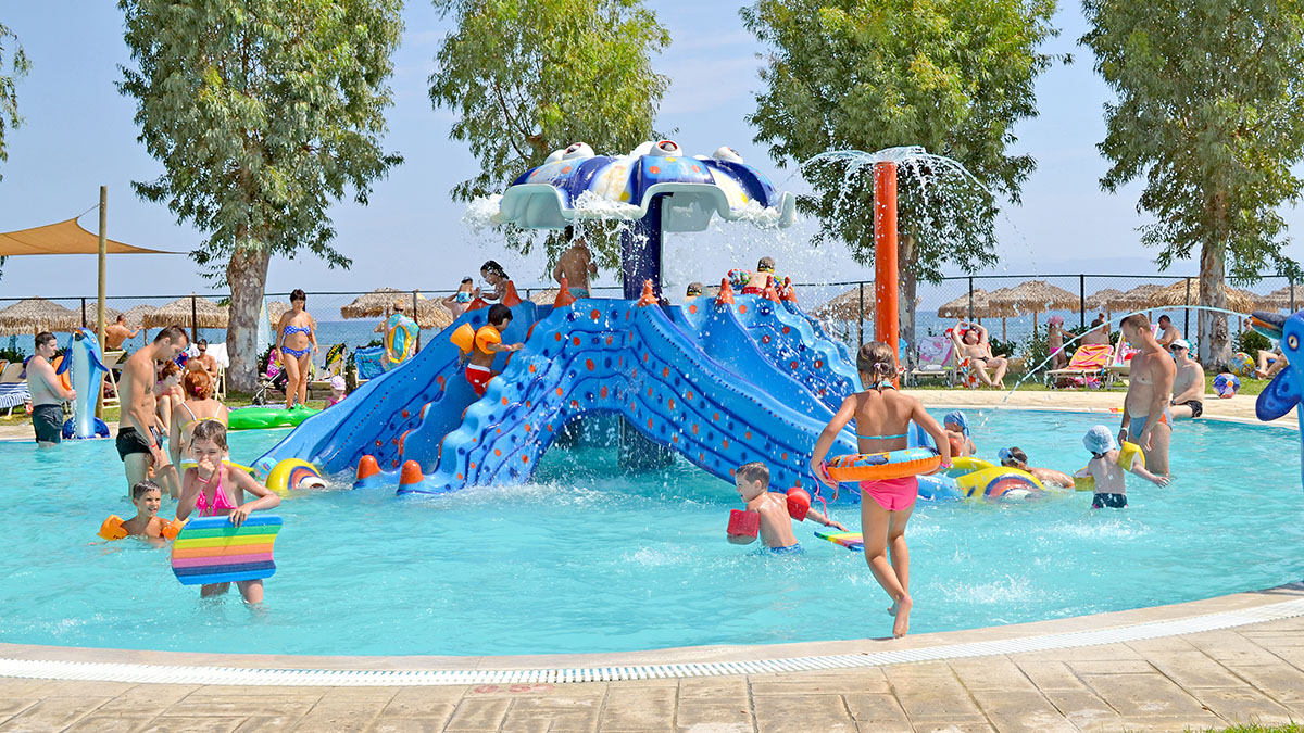 Canvas by Mitsis Messonghi